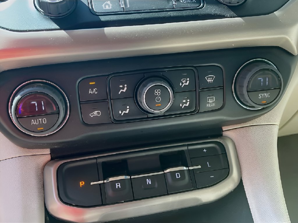Used 2023 GMC Acadia Denali w/ Trailering Package FWD image 16
