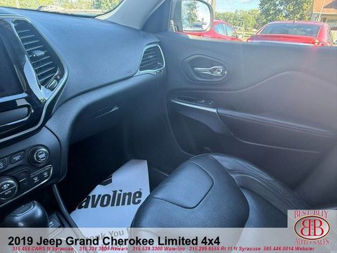 Used 2019 Jeep Cherokee Limited image 14