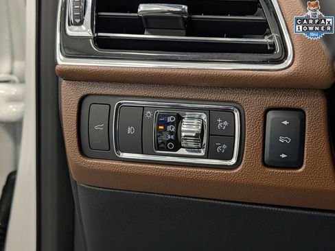 Used 2024 Lincoln Navigator Reserve AWD/4WD image 21