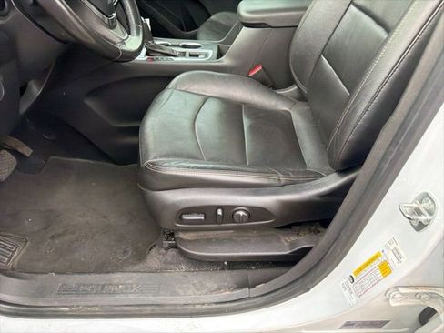 Used 2021 Chevrolet Equinox LT image 26