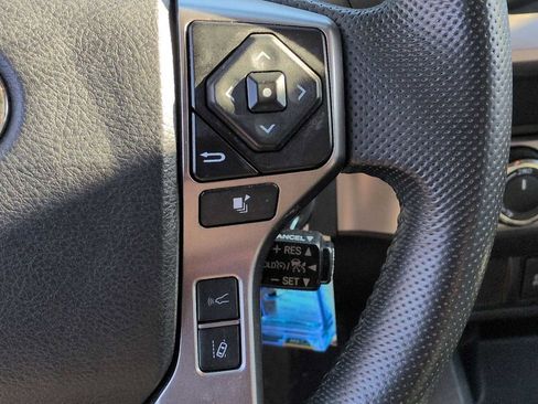 Used 2022 Toyota Tacoma 4x4 Double Cab image 11