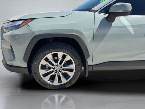 Used 2022 Toyota RAV4 XLE Premium FWD image 29