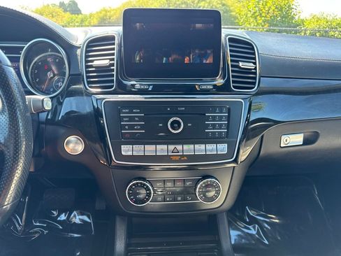 Used 2017 Mercedes-Benz GLS 450 4MATIC image 18