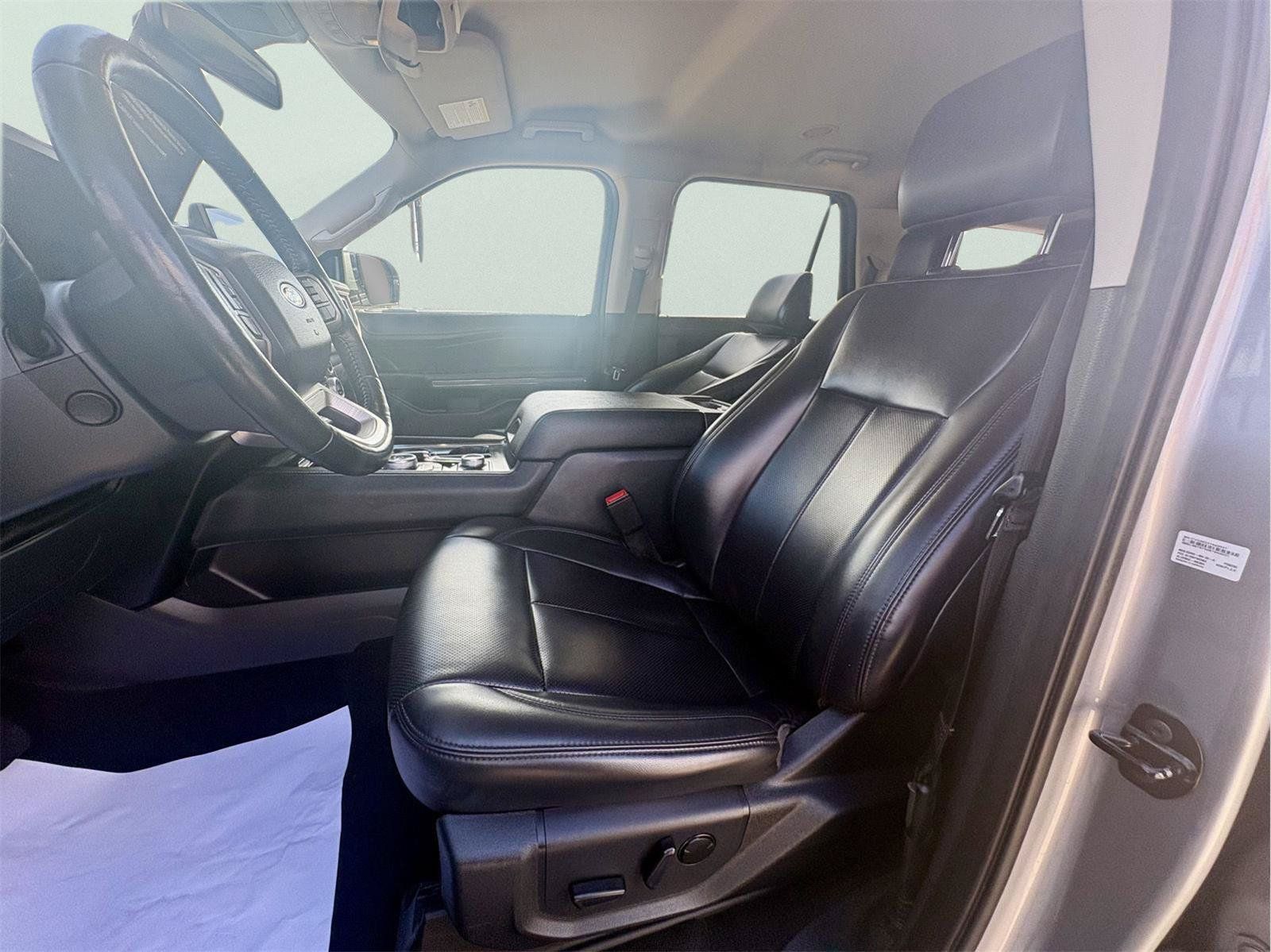 Used 2024 Ford Expedition Max XLT AWD/4WD image 14