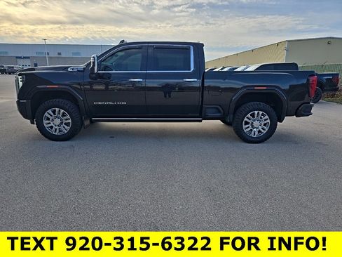 Used 2024 GMC Sierra 2500 Denali w/ Denali Reserve Package image 3