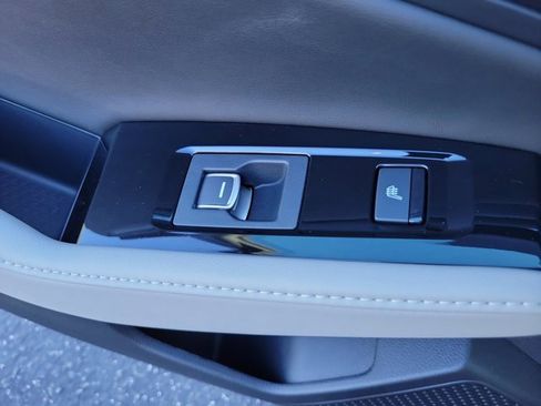 Used 2025 Honda Accord Touring image 17