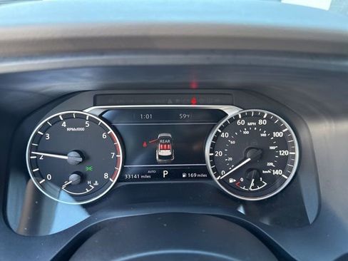 Used 2023 Nissan Rogue SL w/ SL Premium Package image 24