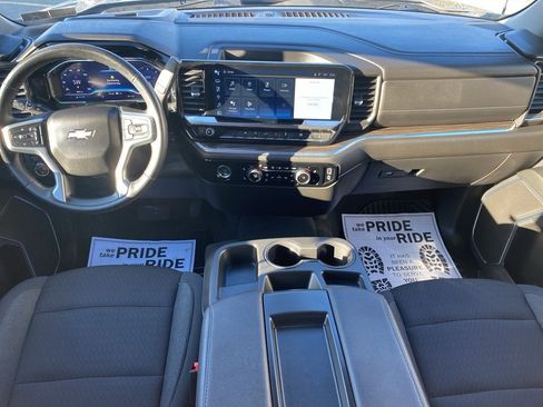 Used 2024 Chevrolet Silverado 1500 LT image 18