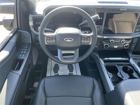 Certified 2025 Ford F250 Lariat w/ Lariat Ultimate Package image 11