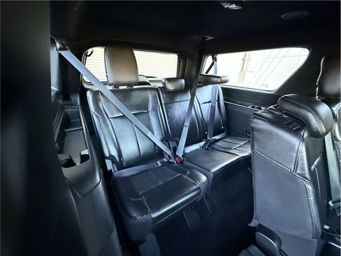 Used 2020 Ford Expedition Max XLT w/ Equipment Group 202A image 15