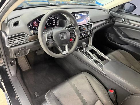 Used 2019 Honda Accord EX image 15