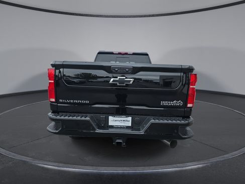 New 2026 Chevrolet Silverado 3500 High Country w/ Technology Package AWD/4WD image 12
