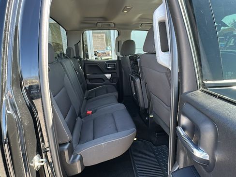 Used 2018 Chevrolet Silverado 1500 LT w/ All Star Edition image 27