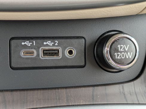 Certified 2024 Nissan Murano Platinum w/ Cargo Package image 26