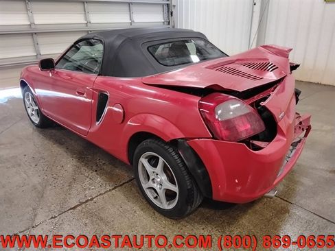 Used 2000 Toyota MR2 image 6