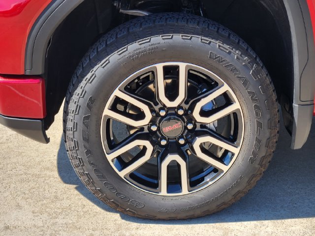 Used 2026 GMC Sierra 1500 AT4 w/ AT4 Premium Package AWD/4WD image 10