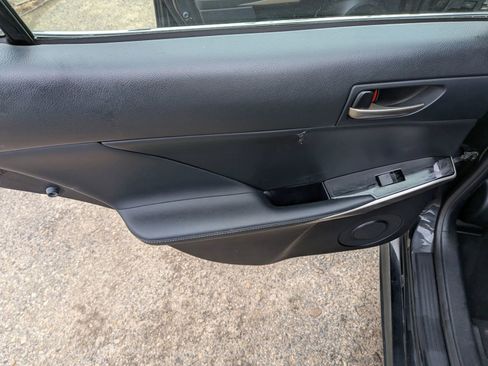 Used 2017 Lexus IS 300 AWD w/ Premium Package image 20