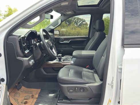 Used 2024 GMC Sierra 1500 Elevation w/ Elevation Premium Package AWD/4WD image 15