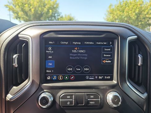 Used 2021 GMC Sierra 1500 AT4 w/ AT4 Premium Package AWD/4WD image 12