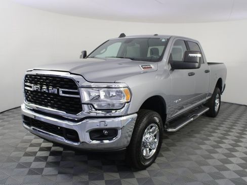 Used 2024 RAM 2500 Big Horn w/ Bed Utility Group image 20