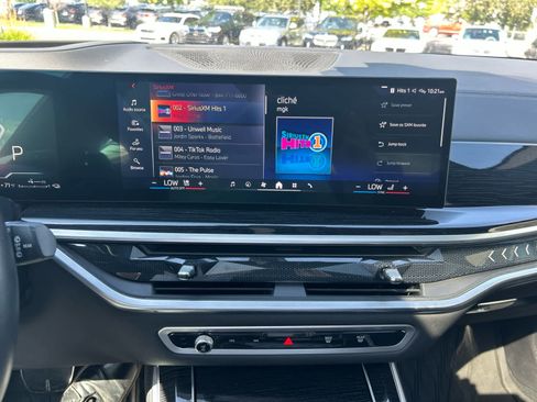 Used 2024 BMW X5 xDrive50e w/ M Sport Package image 27