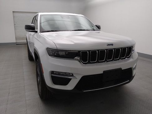 Used 2022 Jeep Grand Cherokee Limited 4xe image 14