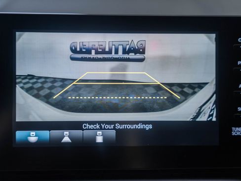 Used 2018 Honda Accord Sport image 39