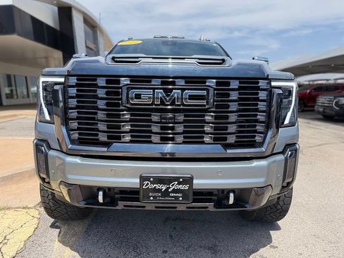 Used 2024 GMC Sierra 2500 Denali Ultimate AWD/4WD image 2