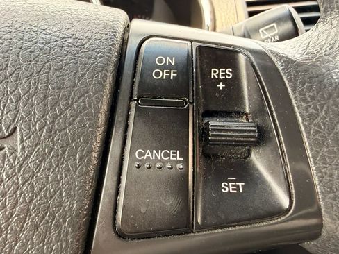 Used 2013 Kia Sorento LX w/ Value Pkg FWD image 20