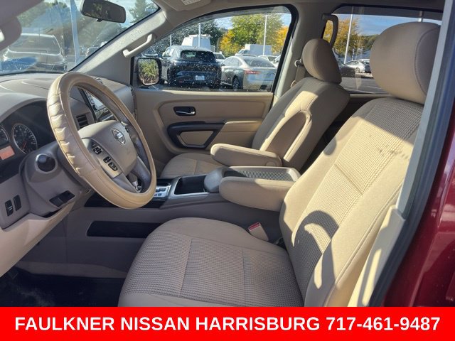 Used 2015 Nissan Titan SV w/ SV Value Truck Package AWD/4WD image 21