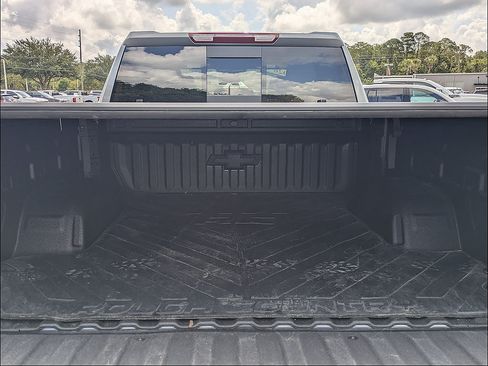 Used 2026 Chevrolet Silverado 1500 LT w/ Safety Package RWD image 11