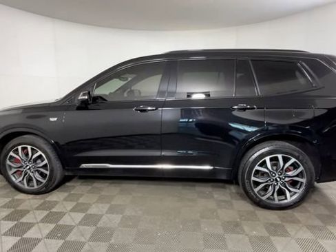 Used 2023 Cadillac XT6 Sport w/ Platinum Package AWD/4WD image 8