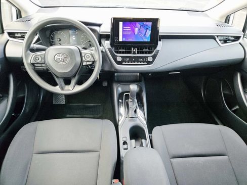 Used 2023 Toyota Corolla LE image 9