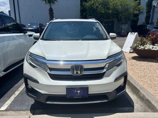 Used 2019 Honda Pilot Touring video 2