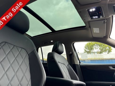 New 2025 Volkswagen Atlas SEL Premium R-Line image 16