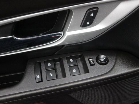 Used 2017 GMC Terrain SLE image 10