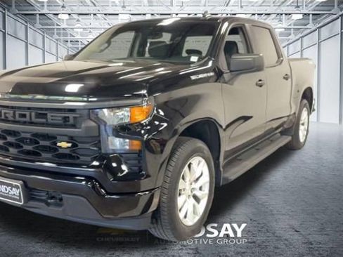 Used 2024 Chevrolet Silverado 1500 Custom image 5