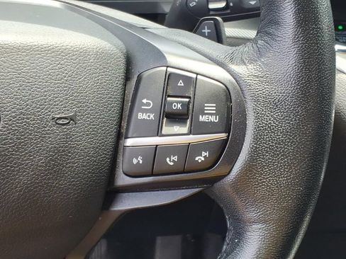 Used 2020 Ford Explorer XLT w/ Comfort Package AWD/4WD image 19