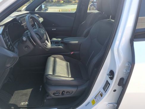 Used 2024 Lexus TX 350 AWD w/ Technology Package image 11