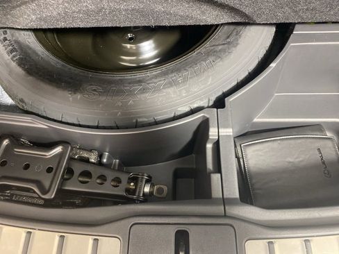 Certified 2024 Lexus RX 350 FWD w/ Convenience Package image 29