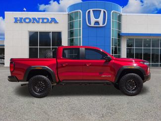 Used 2024 GMC Canyon AT4X w/ AT4X AEV Edition AWD/4WD video 2