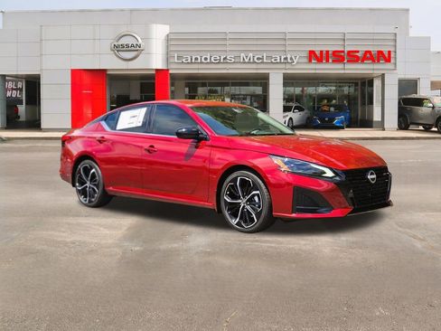 New 2026 Nissan Altima 2.5 SR FWD image 1