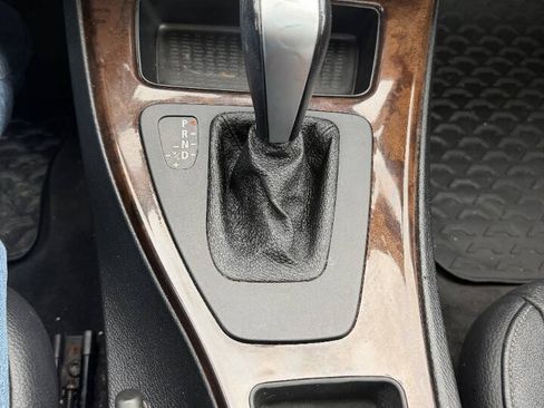 Used 2011 BMW 328i xDrive Sedan AWD/4WD image 13