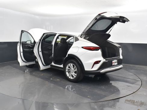 Used 2025 Buick Envista Preferred image 47