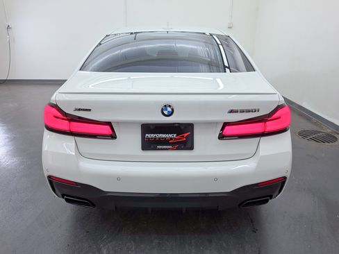 Used 2022 BMW M550i xDrive w/ Premium Package AWD/4WD image 4