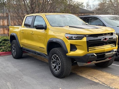 Certified 2023 Chevrolet Colorado ZR2 AWD/4WD image 2