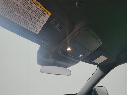 Used 2025 Ford Explorer ST-Line image 26