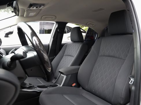 Used 2024 Toyota Corolla LE FWD image 10