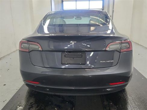 Used 2022 Tesla Model 3 Long Range AWD/4WD image 2