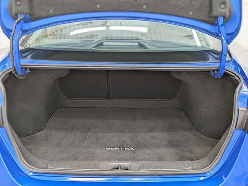 Used 2023 Nissan Sentra SV image 10